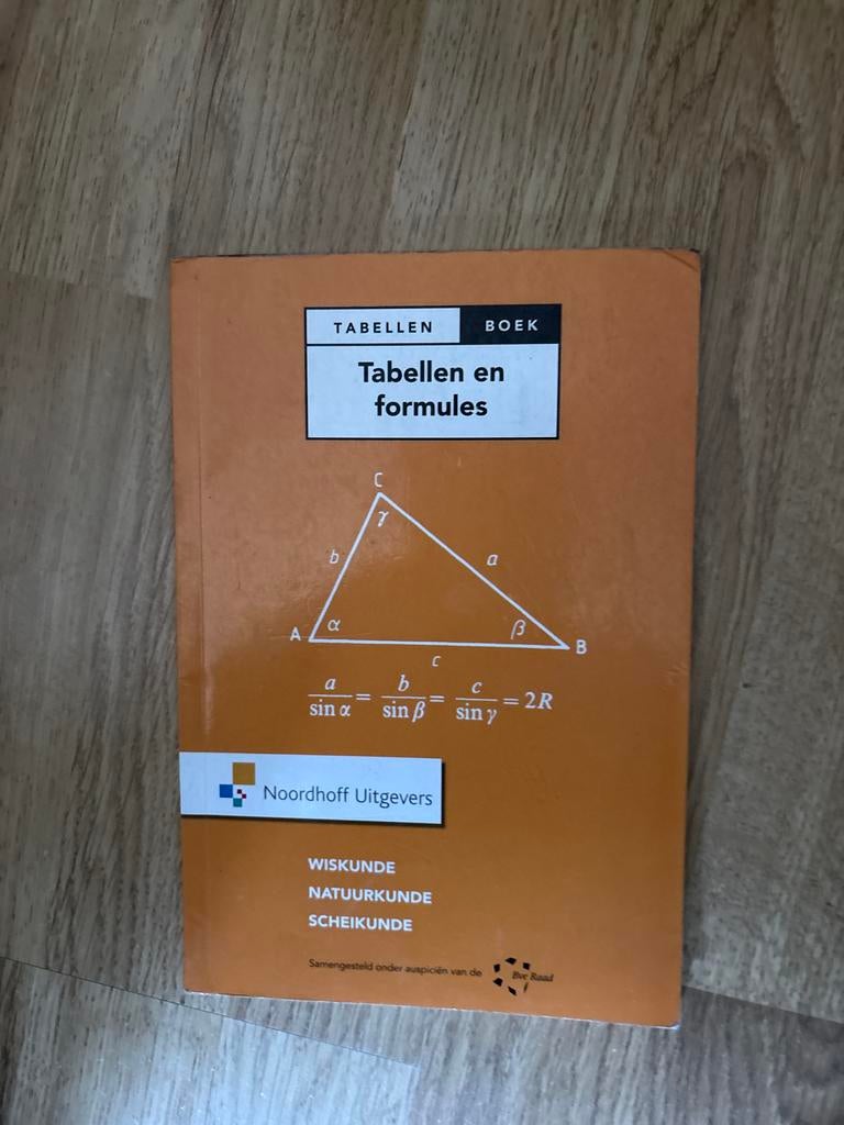 Tabellen en formules boek - Wiskunde, Natuurkunde, Scheikund, Boeken, Studieboeken en Cursussen, Ophalen of Verzenden, Beta, Gelezen