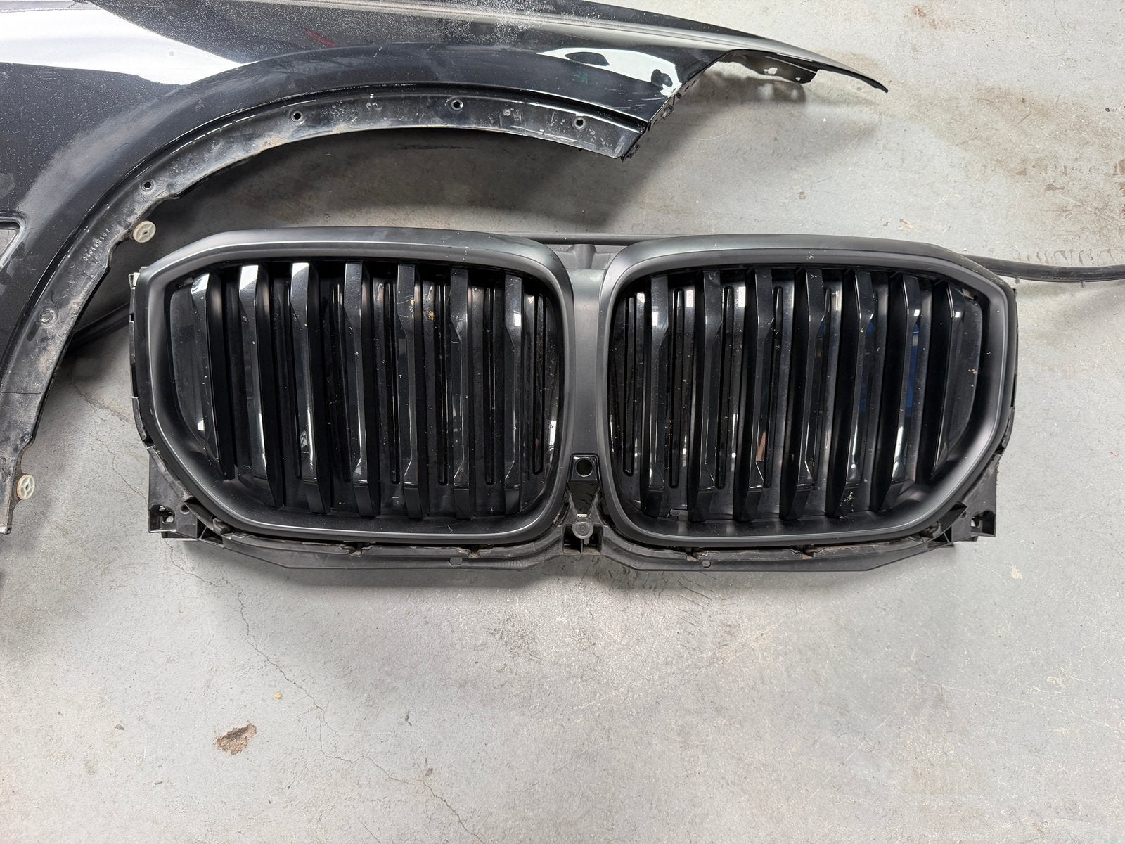 BMW X5 G05  Grille - Zwart (Gebruikt), Ophalen, Gebruikt, BMW, Voor