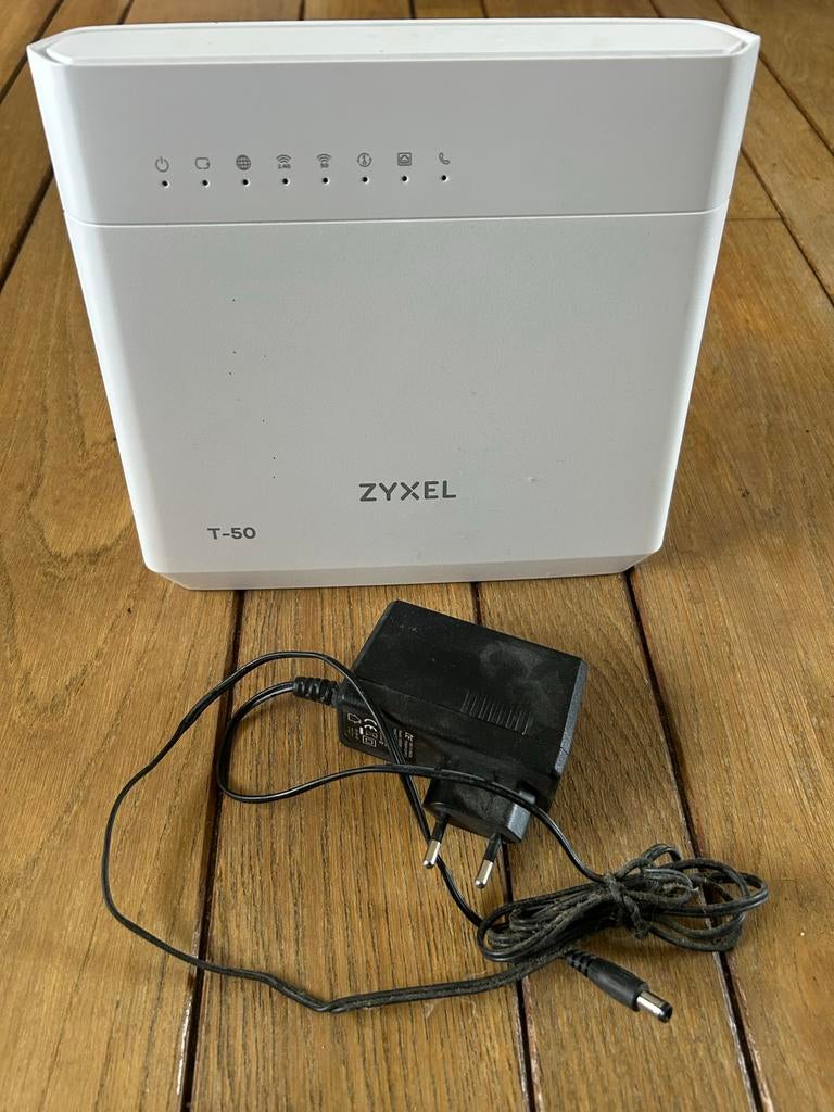 Zyxel T-50 / T50 modem router, Ophalen of Verzenden, Gebruikt, Router