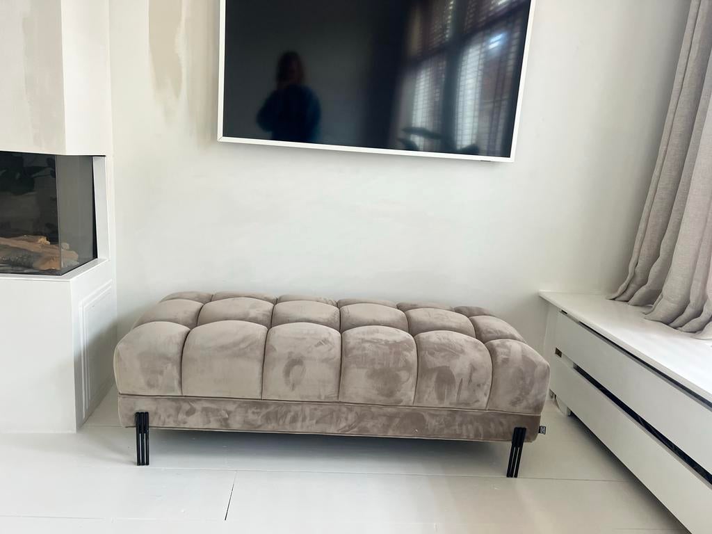 Eichholtz bench Sienna in taupe velours 133x59x43, Huis en Inrichting, Ophalen, Modern/ tijdloos, 50 tot 75 cm, 125 cm of meer
