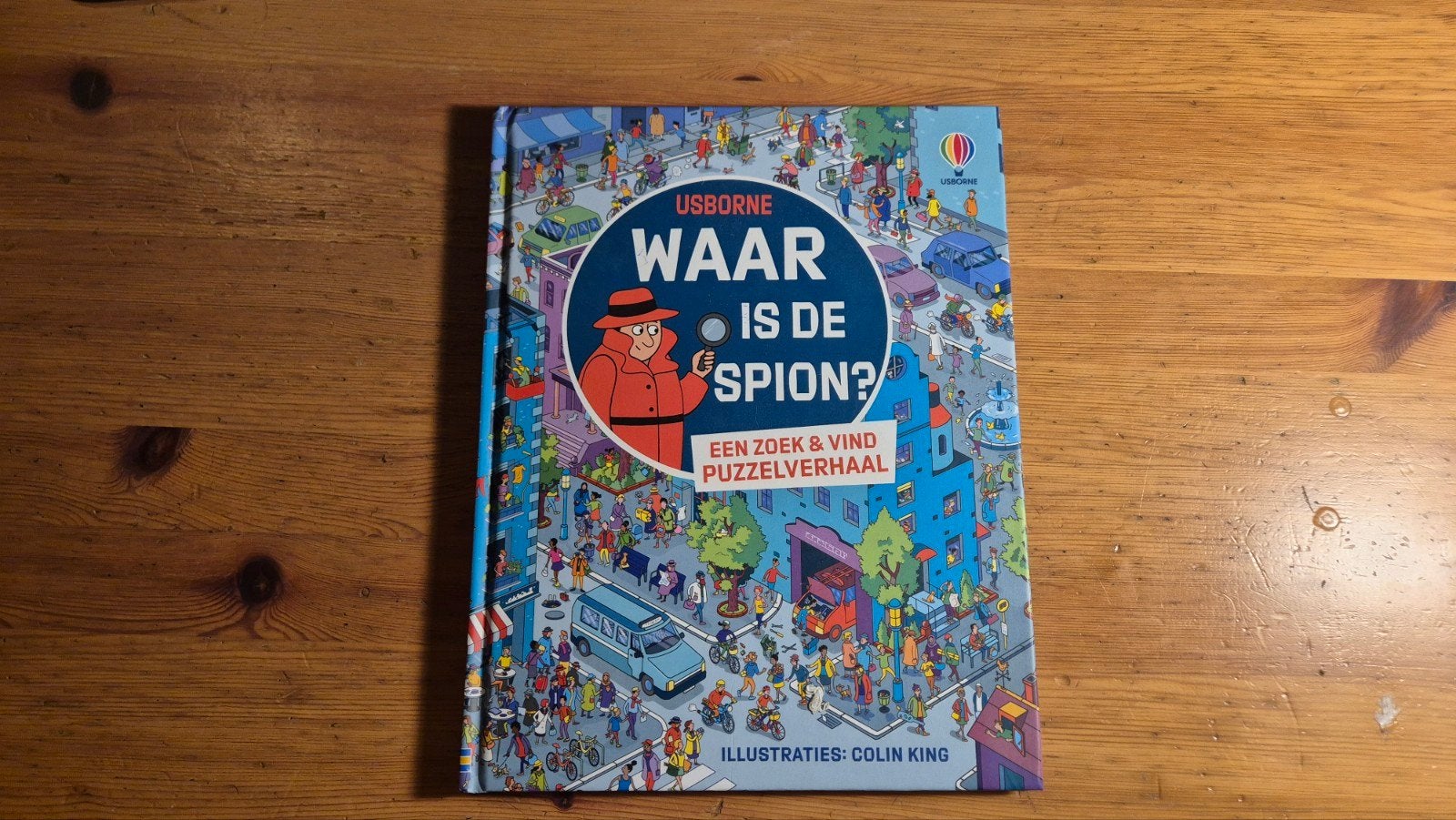 Usborne Waar is de Spion? Zoek & Vind Puzzelverhaal, Ophalen of Verzenden, Zo goed als nieuw, Colin King, Fictie algemeen