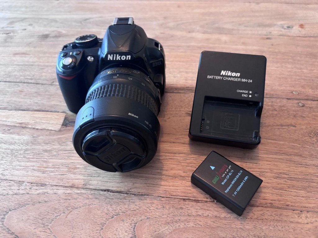 Nikon D3100, Ophalen, Lensdop, Gebruikt, Spiegelreflex