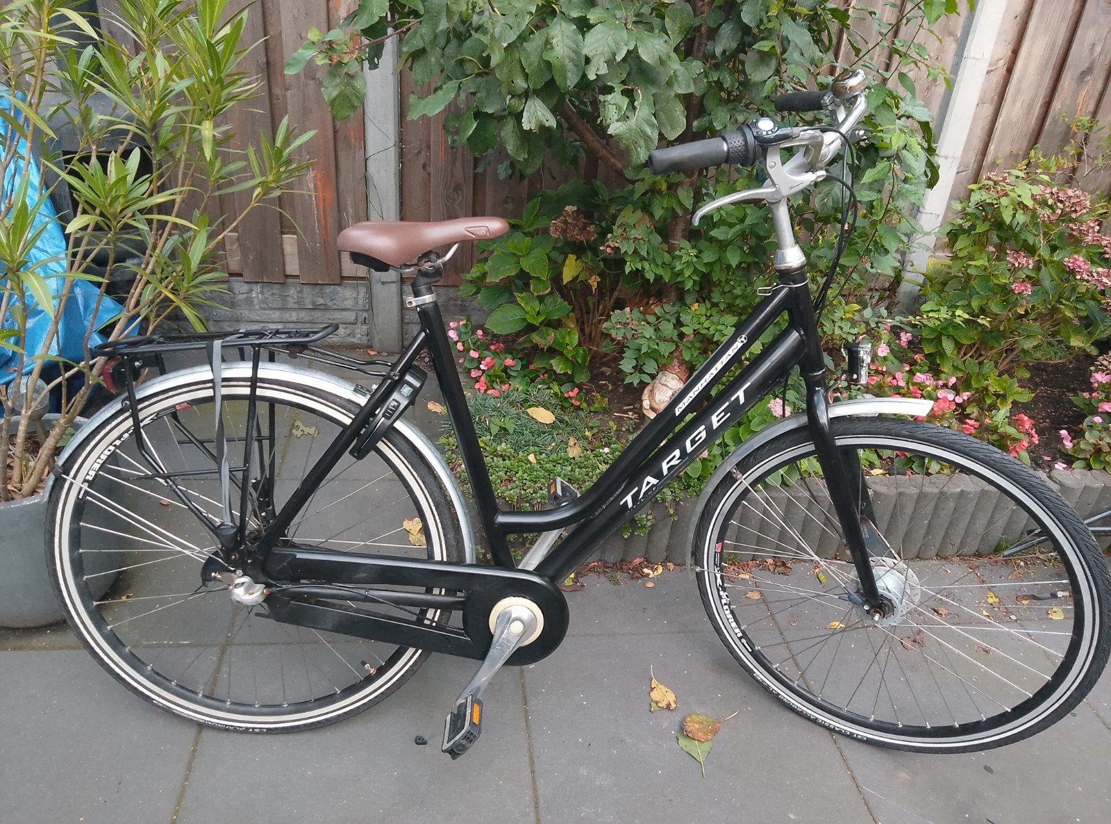 mooie Target damesfiets 28 inch, Fietsen en Brommers, Ophalen of Verzenden, Zo goed als nieuw, Overige merken, Versnellingen