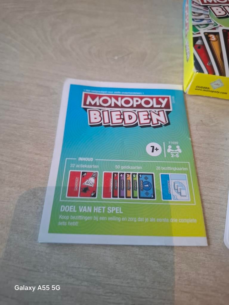 Monopoly Bieden Kaartspel - Zo goed als nieuw, Ophalen of Verzenden, Zo goed als nieuw, Hasbro European Services, 4 The Square, Stockley Park, Uxbridge, Middlesex, UB11 1ET, UK
