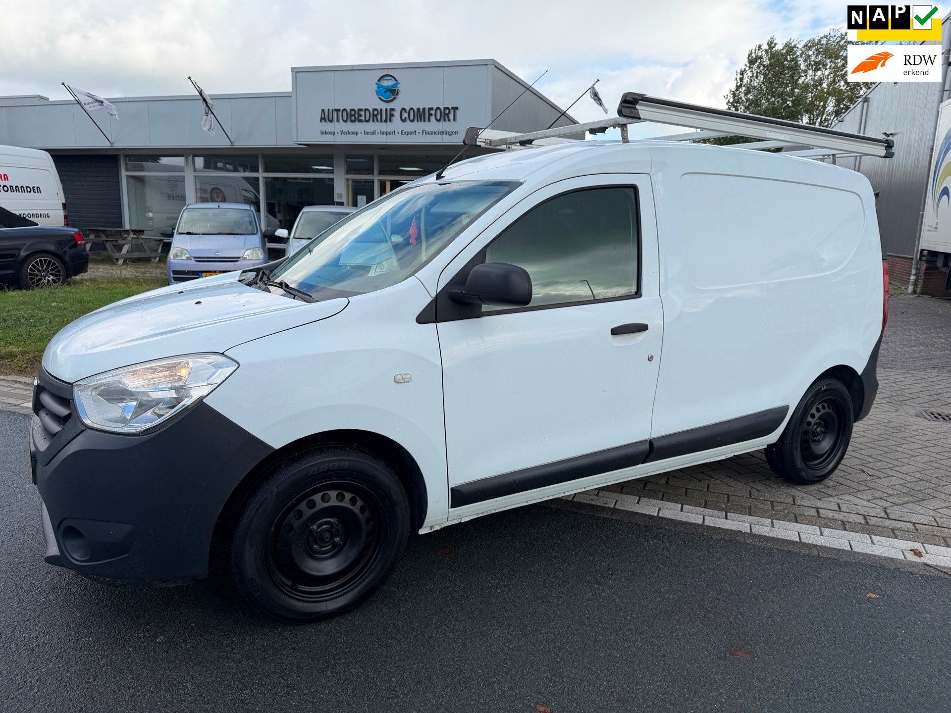 Dacia Dokker 1.5 dCi 75 Ambiance. • IMPERIAAL •, Stof, Gebruikt, Zwart, 4 cilinders