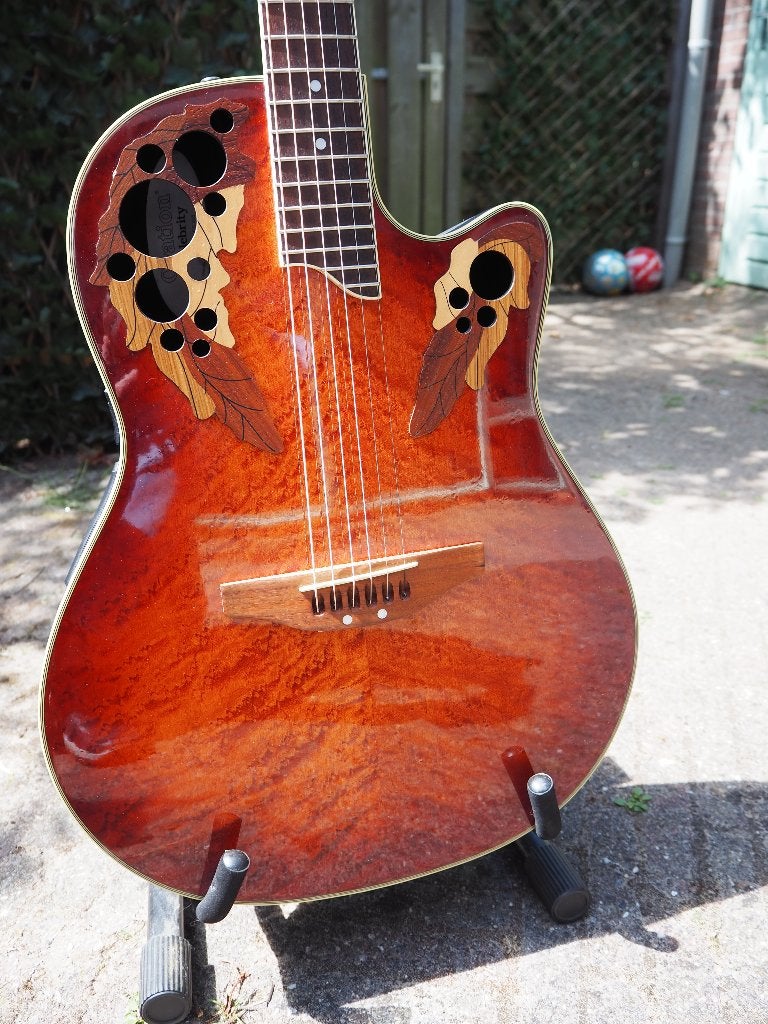 Ovation CS 268 in mint conditie. Eventueel met Ov. koffer., Ophalen of Verzenden, Zo goed als nieuw, Western- of Steelstringgitaar
