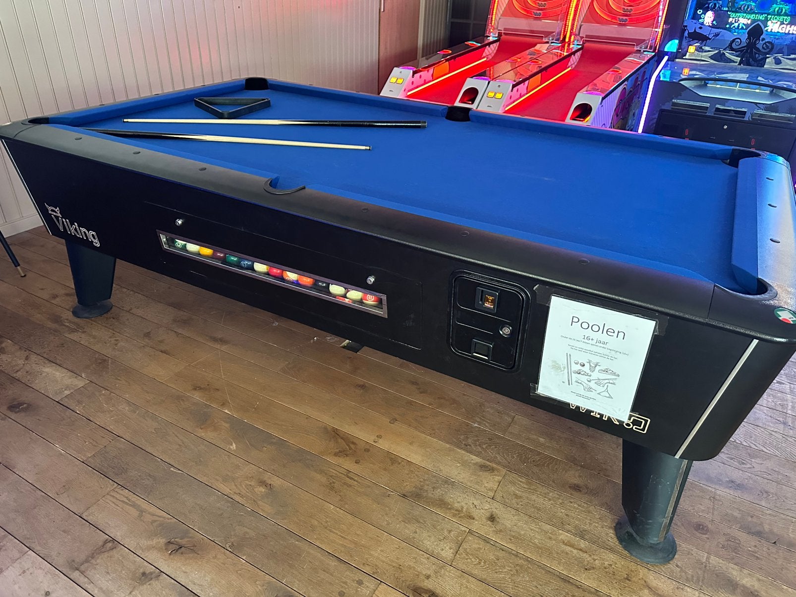 Pooltafel. Blauw laken viking, Ophalen, Gebruikt, Pooltafel