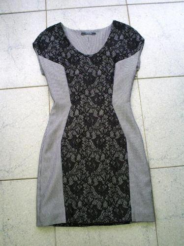 NIEUW __ JANICE jurk met kant mt. 36 __ waarde 175,00, Kleding | Dames, Jurken, Janice, Verzenden, Zwart, Nieuw