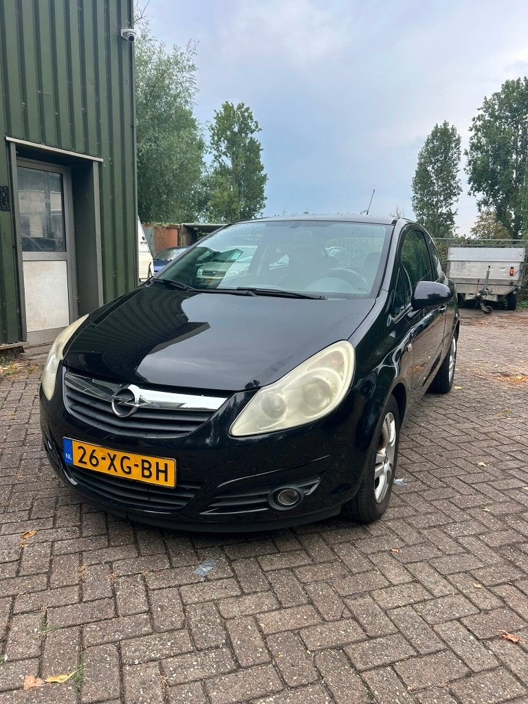 Opel Corsa 2007 Zwart. Nieuwe APK!, Auto's, Opel, Voorwielaandrijving, 450 kg, Zwart, 4 cilinders