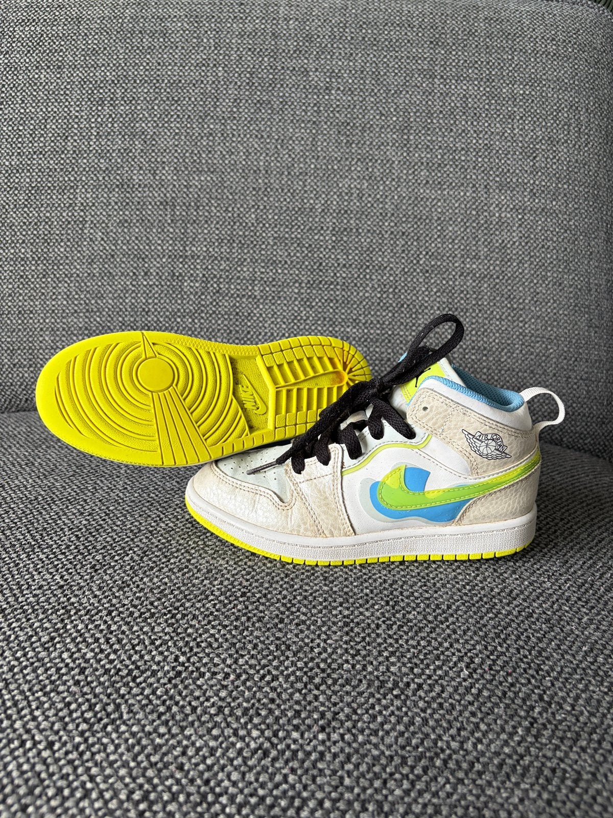 Jordan sneakers, Gebruikt, Jongen of Meisje, Schoenen, Ophalen of Verzenden