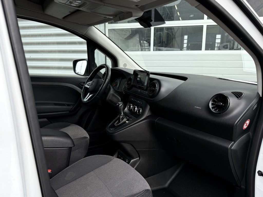 Mercedes-Benz eCitan L2 Pro 51 kWh Full operational lease vo, Auto's, Bestelauto's, Stof, Zwart, 275 km, Automatische klimaatregeling