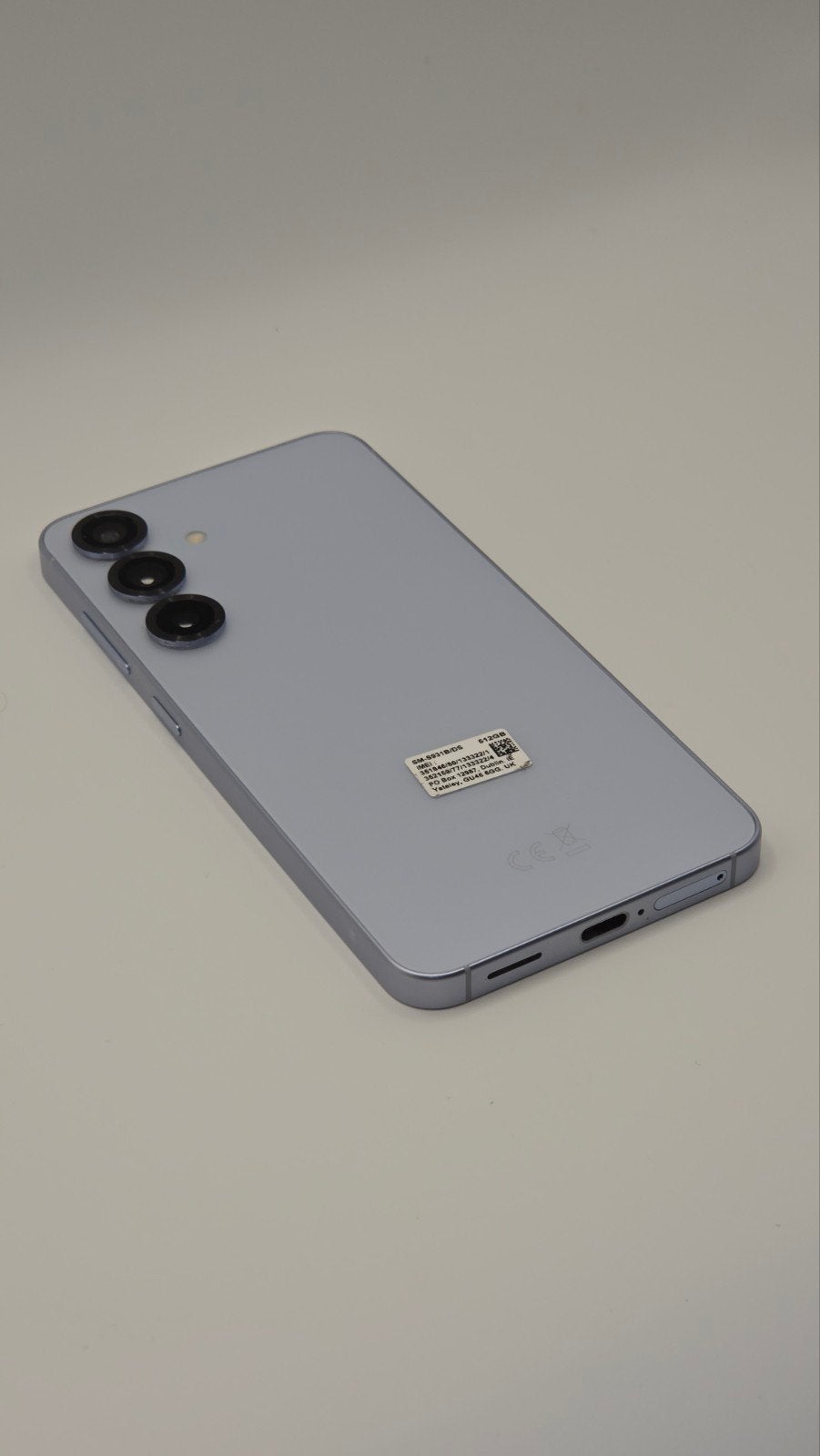 Foto 4 van Samsung Galaxy S25 512GB - Topconditie + Mouse Case