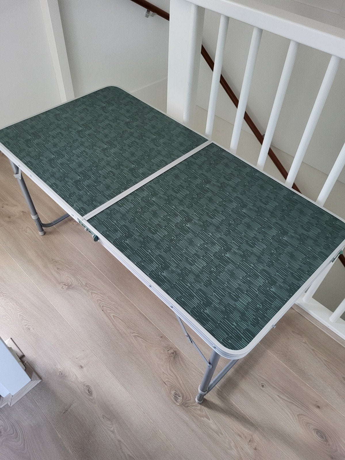 Campingtafel Quechua nieuwstaat, Ophalen, Zo goed als nieuw, Campingtafel