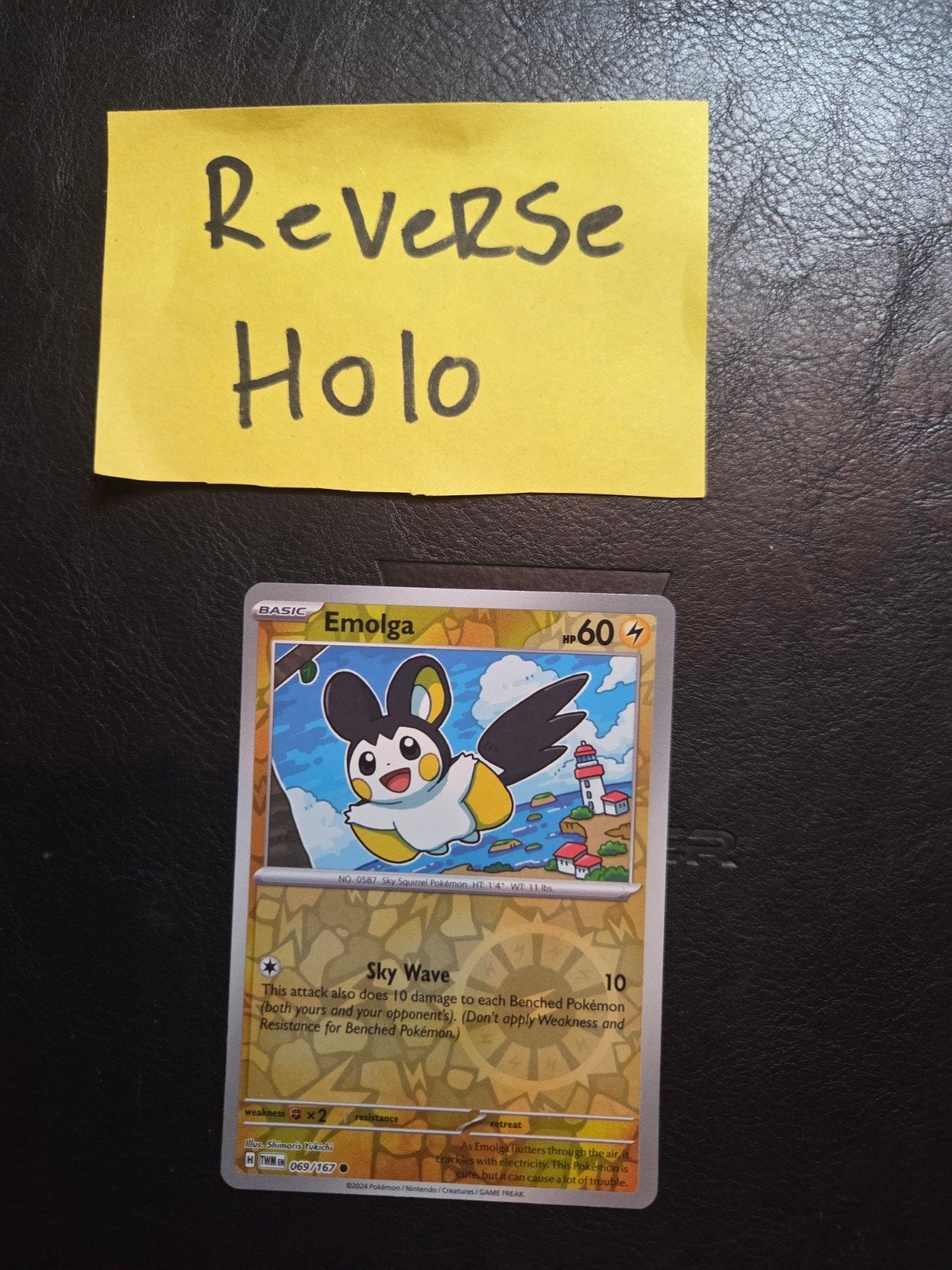Emolga 069/167 Twilight masquerade, Hobby en Vrije tijd, Verzamelkaartspellen | Pokémon, Ophalen of Verzenden, Zo goed als nieuw