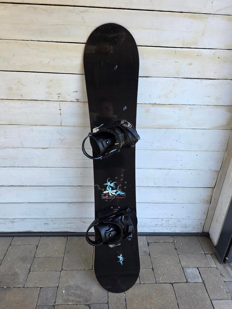 Rossignol Sublieme 147 Snowboard incl. bindingen, Sport en Fitness, Snowboarden, Ophalen of Verzenden