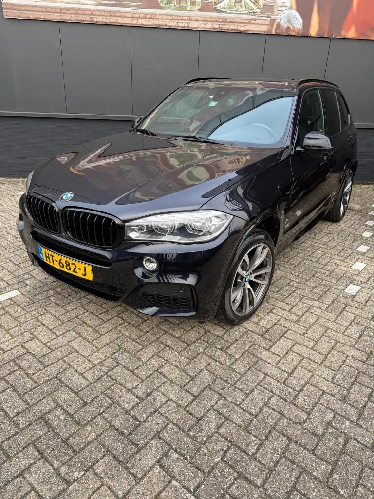 BMW X5 Xdrive40e Iperformance 313pk Aut 2015 Zwart, Auto's, 4 cilinders, Zwart, Vierwielaandrijving, SUV of Terreinwagen