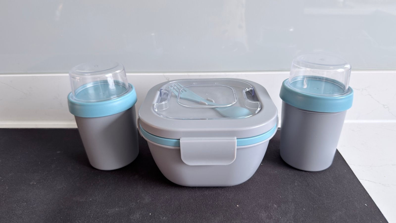 Royal VBK lunchbox en 2 yoghurt bekers, Overige materialen, Overige typen, Ophalen of Verzenden, Zo goed als nieuw