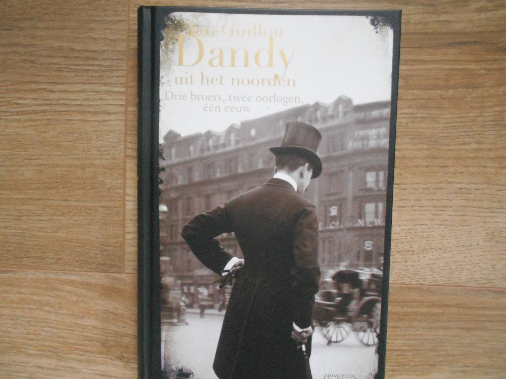 Jan Guillou Dandy uit het noorden, Boeken, Ophalen of Verzenden, Voor 1940, Zo goed als nieuw, Overige onderwerpen