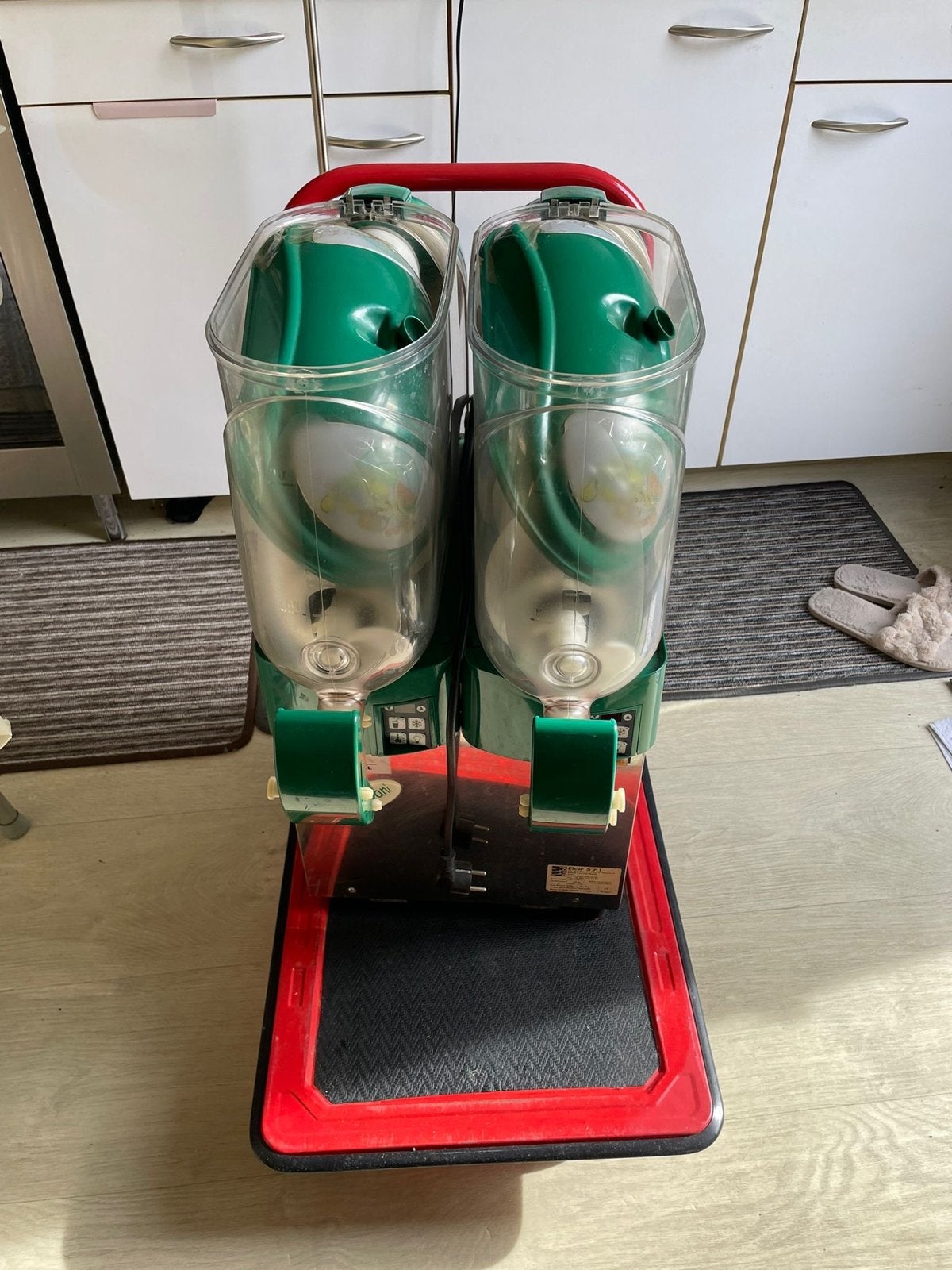 Grani Slushmachine / IJsmachine met 2x 10l, Zakelijke goederen, Ophalen, Gebruikt, Koelen en Vriezen