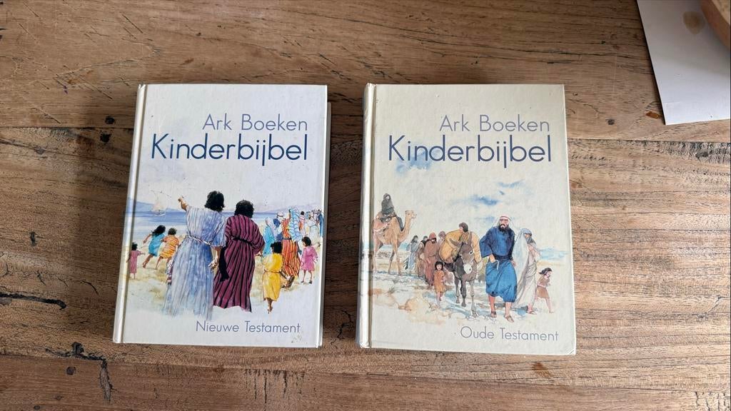 Ark Boeken Kinderbijbel: Oude en Nieuwe Testament (2 delen), Ophalen of Verzenden, Gelezen, Non-fictie