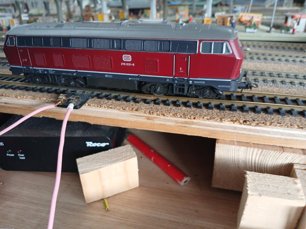 Mouw Trein HO Spoorbaan - DB 215 031-6 Locomotief, Ophalen of Verzenden