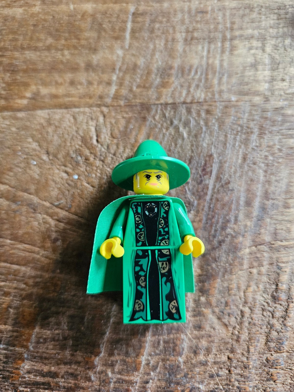 LEGO Harry Potter Professor Minerva McGonagall minifiguur, Ophalen of Verzenden, Gebruikt