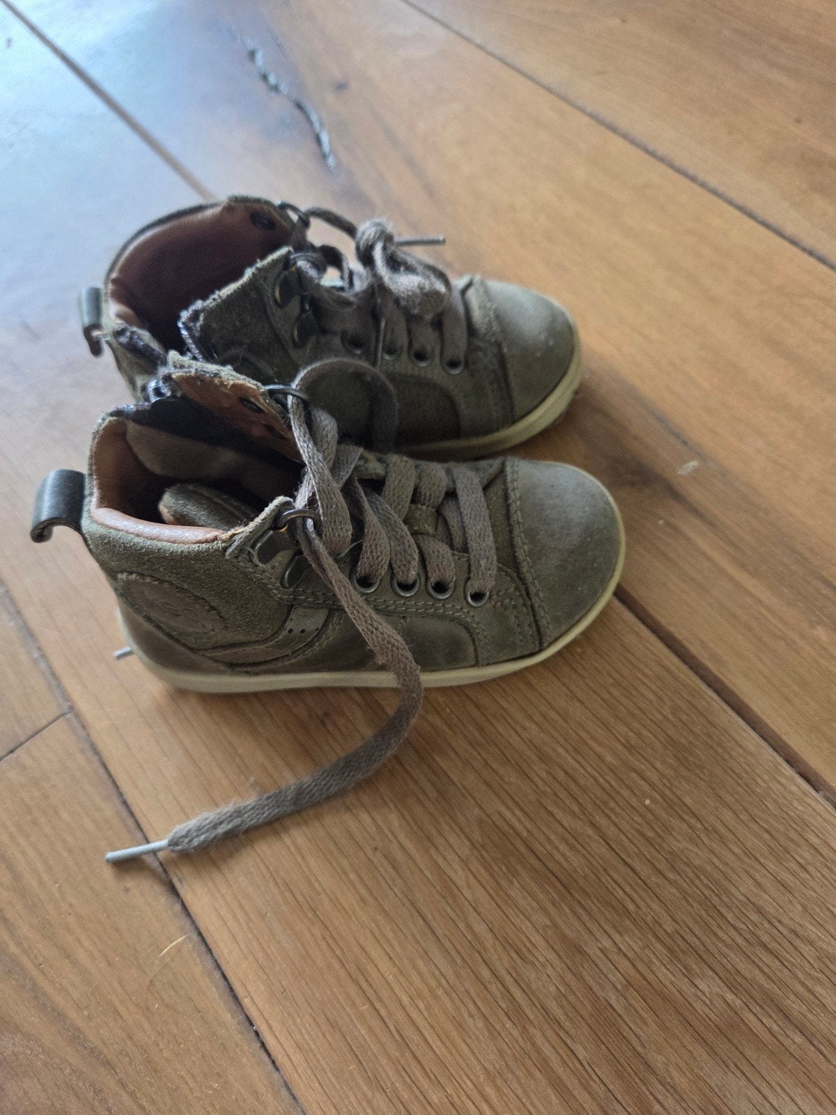 stoere winterschoenen maat 23, Schoentjes, Keq, Ophalen of Verzenden, Zo goed als nieuw