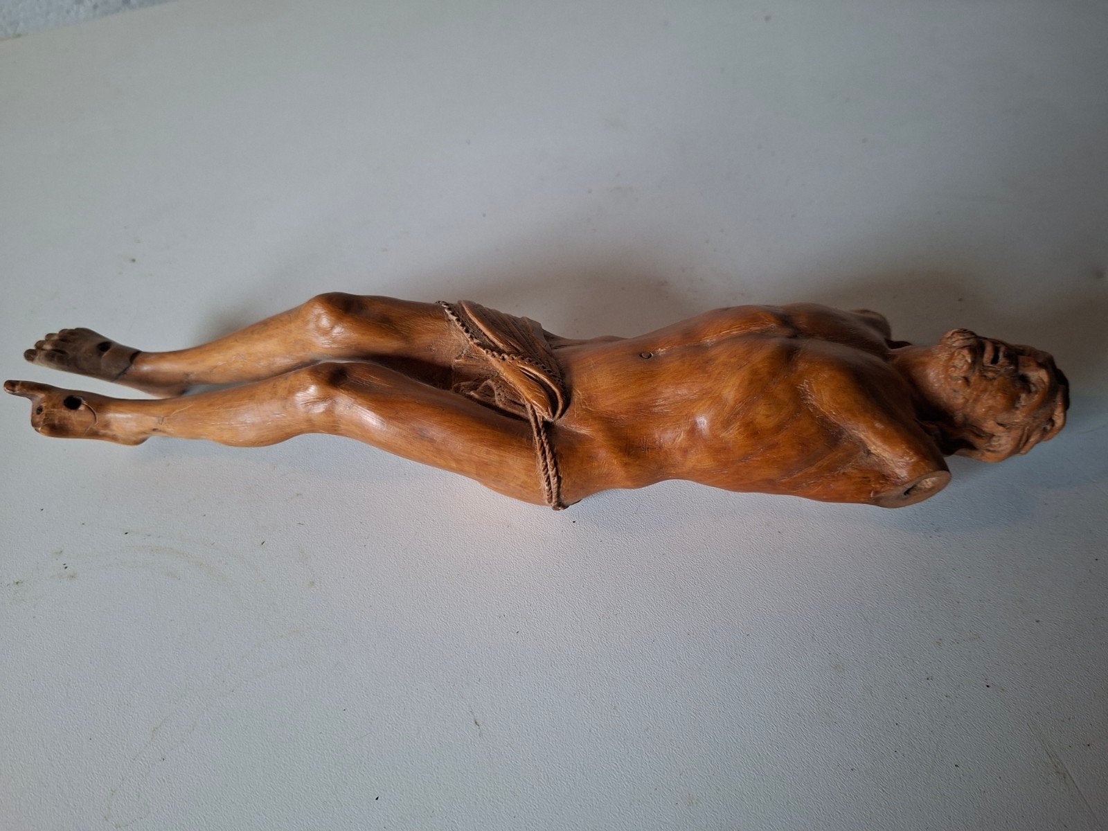 Antiek (19e eeuws) houten Christusbeeld - Corpus Christi, Ophalen of Verzenden, Handgemaakt, 20 - 50 cm, Beeld
