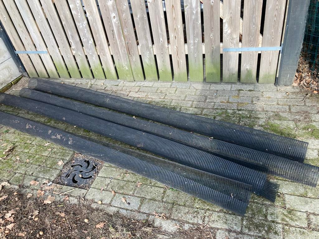 Kunststof gootdrains voor dakgoten - Voorkom verstoppingen, Gebruikt, Pvc, Ophalen of Verzenden, Minder dan 2 meter