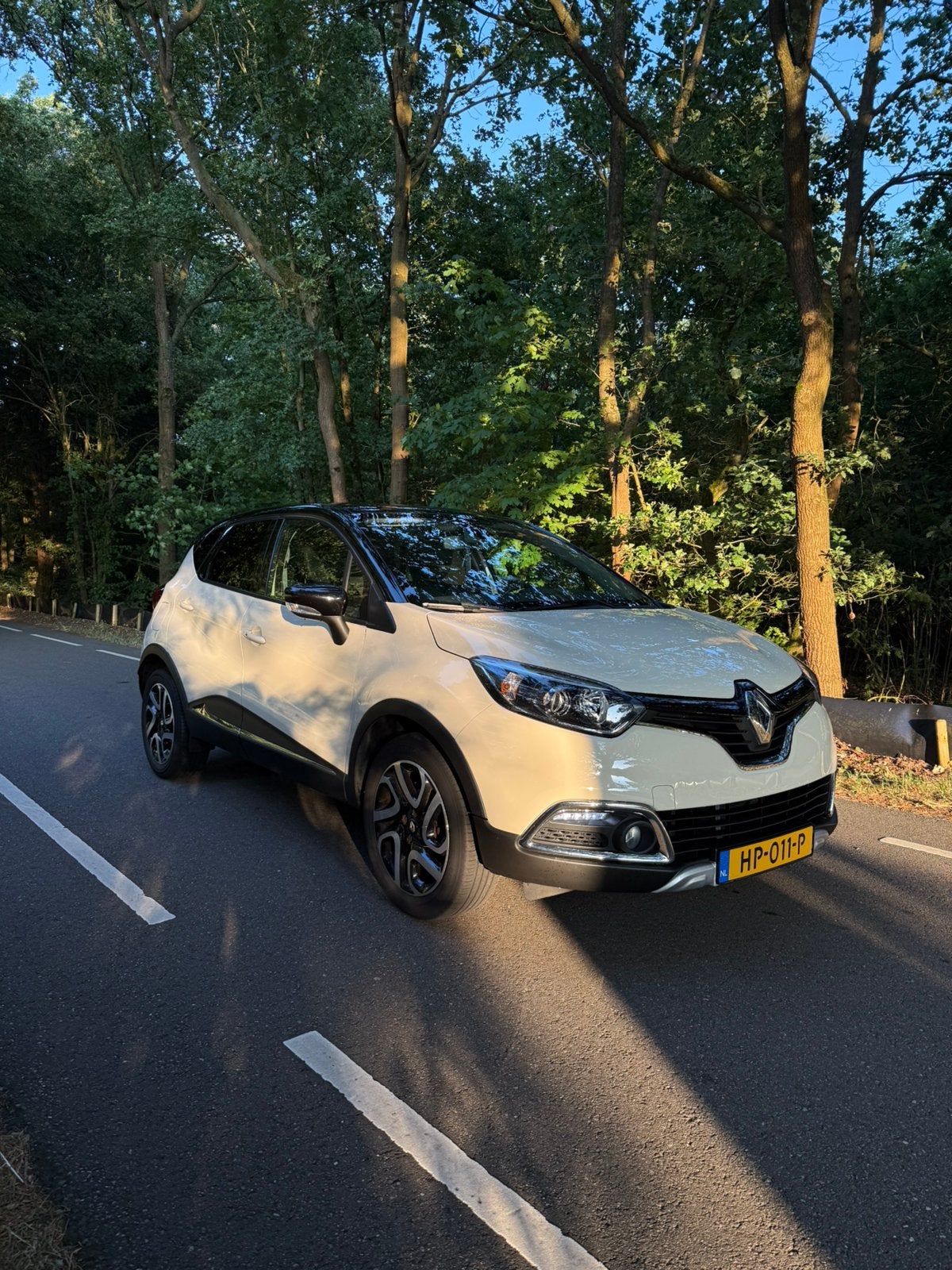 Renault Captur 0.9 TCe XMOD | Airco, Navi, Stoelverwarming, Voorwielaandrijving, 898 cc, Origineel Nederlands, 1200 kg