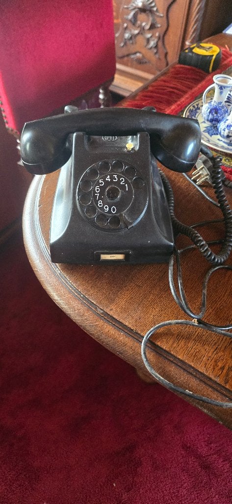 Vintage bakelieten telefoon, Telecommunicatie, Vaste telefoons | Niet Draadloos, Ophalen, Gebruikt, Met draaischijf