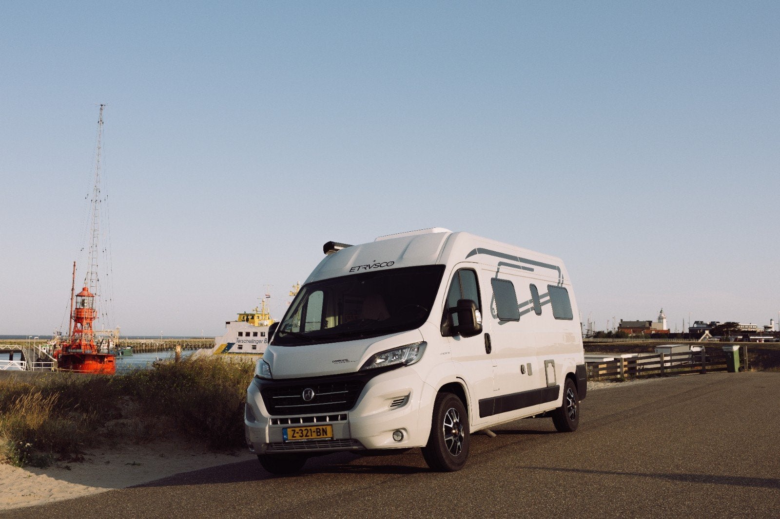 Buscamper te koop Etrusco 600 DB 2.3 140 PK multijet., Particulier, Buscamper of Camperbus