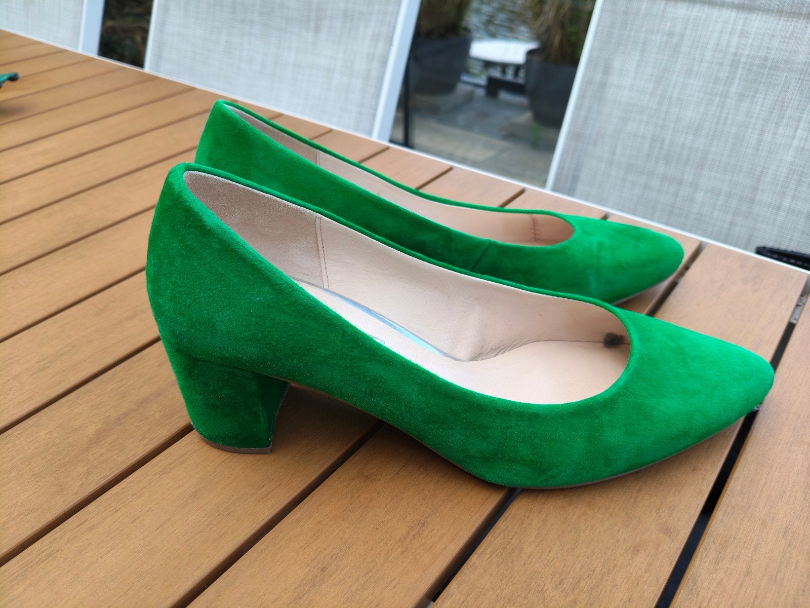 Gabor suède pumps - Groen - Maat 41, Kleding | Dames, Ophalen of Verzenden, Zo goed als nieuw, Groen