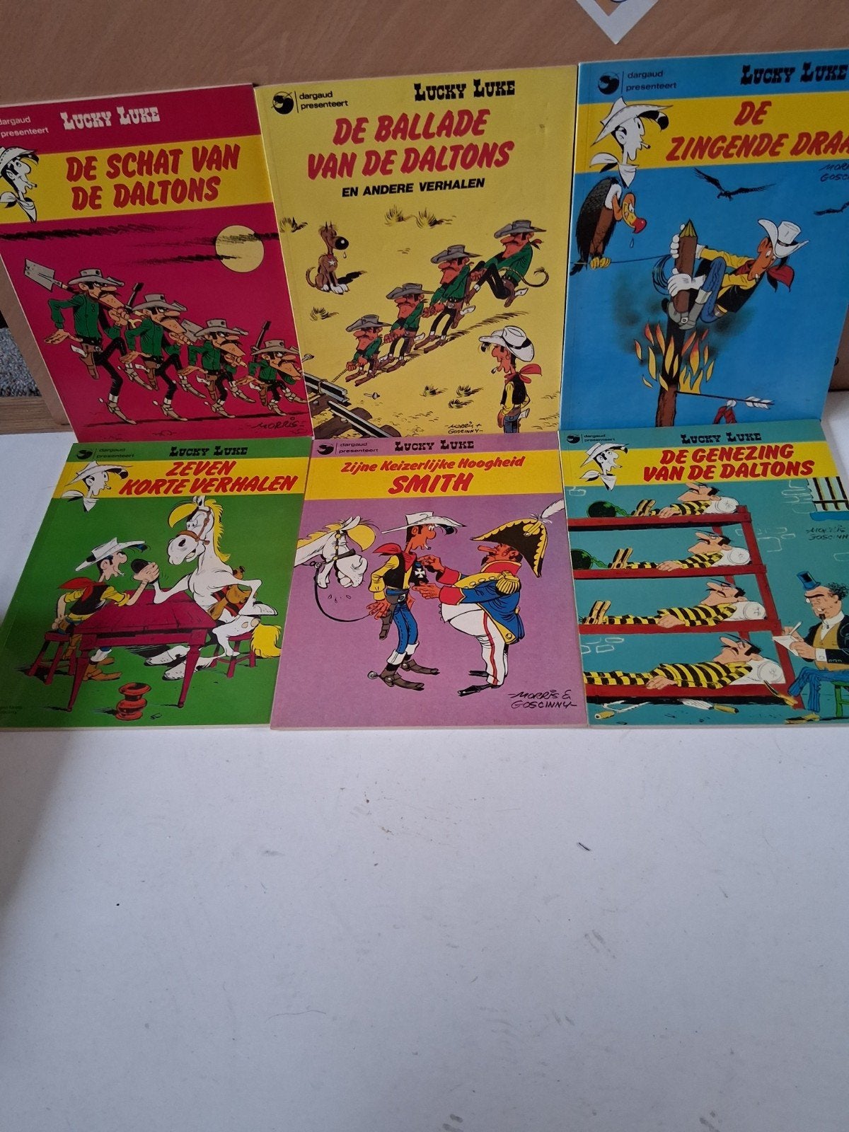 Lucky Luke stripboeken collectie - 20 delen, Boeken, Stripboeken, Meerdere stripboeken, Ophalen of Verzenden, Gelezen