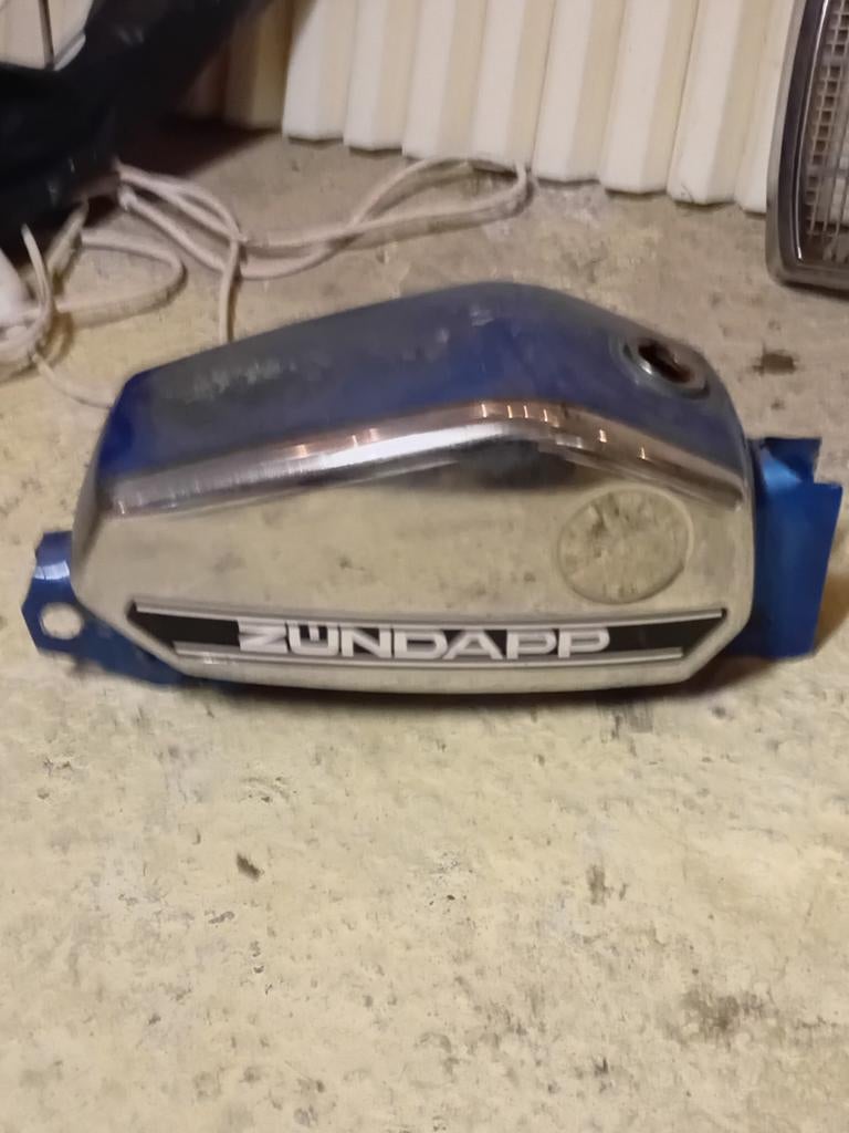 Zundapp tank, Fietsen en Brommers, Brommeronderdelen | Zundapp, Ophalen of Verzenden, Tank