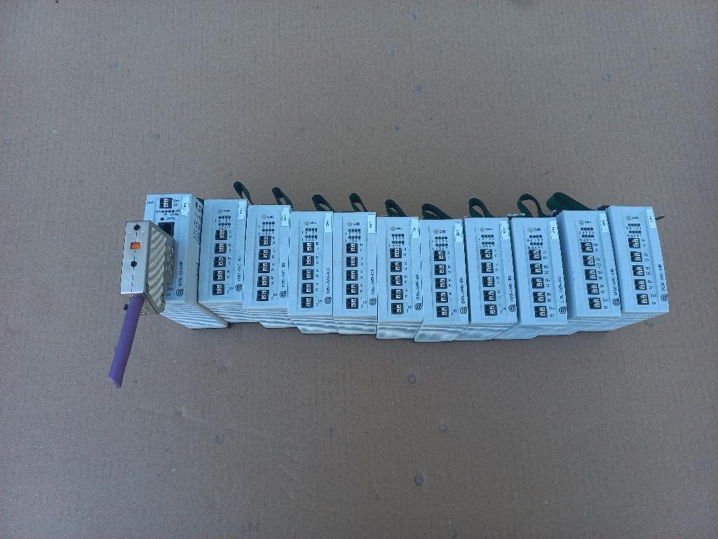 Eaton SmartWire-DT I/O modules (EU5E-SWD-8DX) + gateway set, Ophalen of Verzenden, Zo goed als nieuw