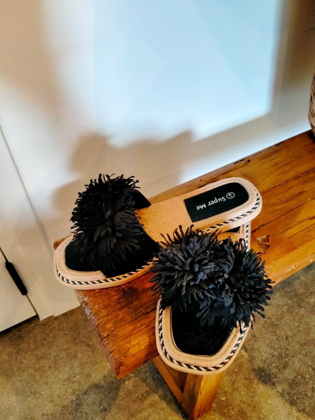 Zomerse slippers nieuw, zwart vallen als maat 40, Ophalen of Verzenden, Nieuw, Zwart