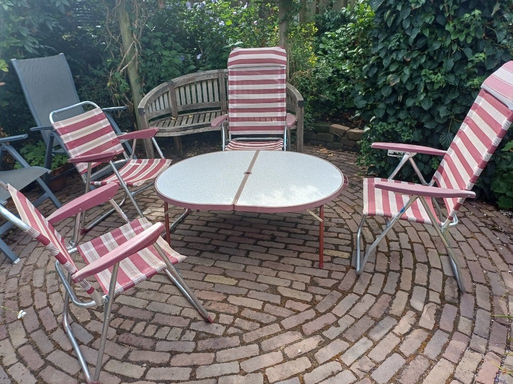 Kampeerstoelen en tafel, Ophalen, Gebruikt, Campingstoel