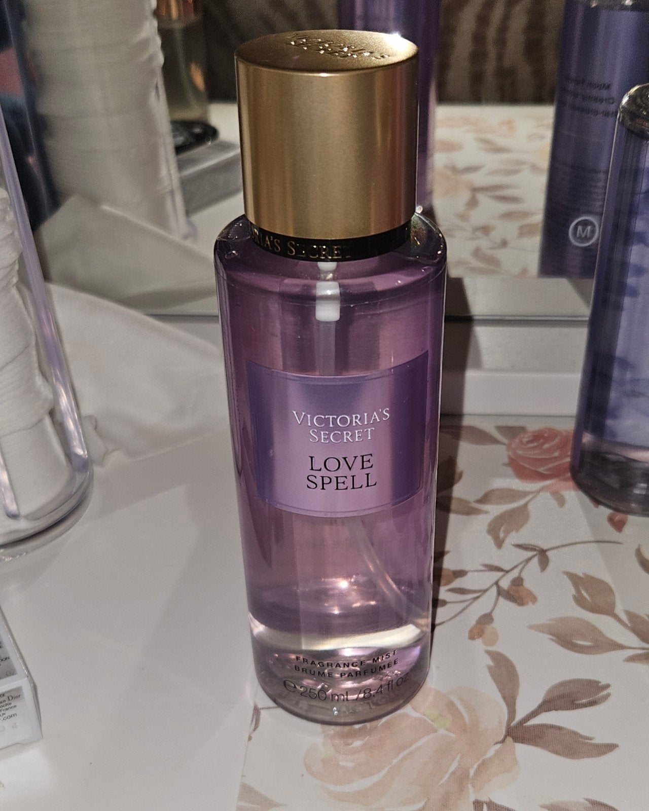 Victoria's Secret Love Spell: 2 Bodymisten & Bodylotion, Ophalen of Verzenden, Zo goed als nieuw, Deodorant of Bodyspray