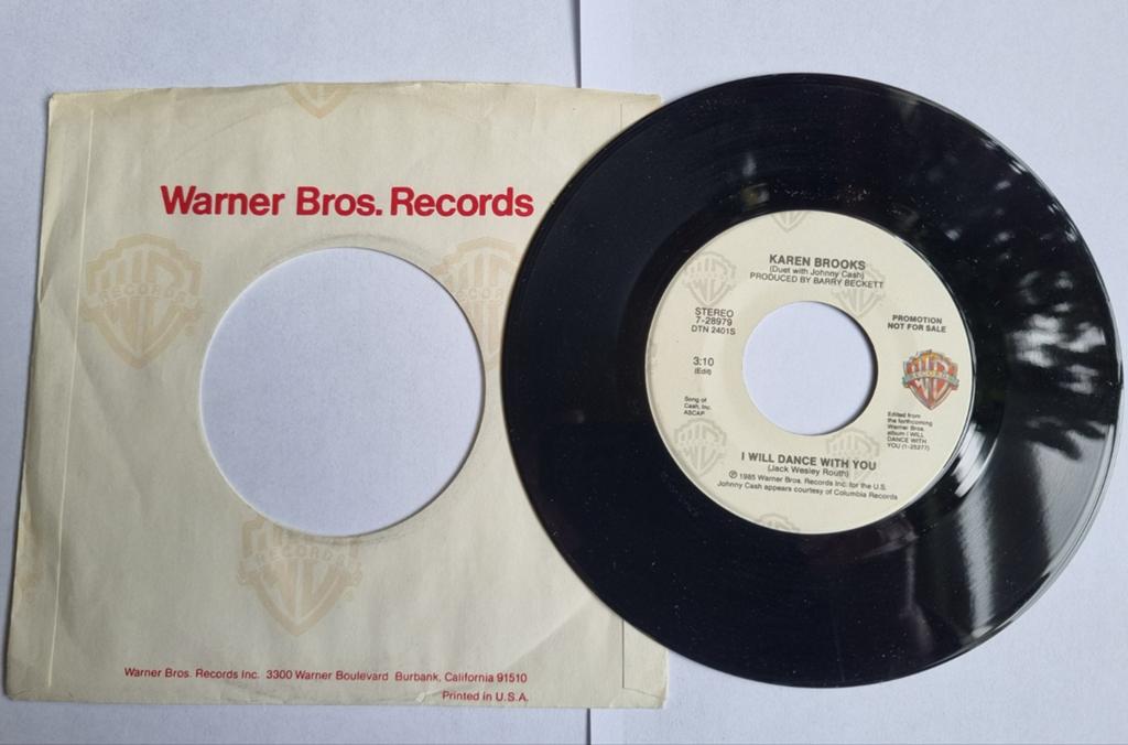 Karen Brooks duet met Johnny Cash.  I will dance with you., Ophalen of Verzenden, Gebruikt, 7 inch, Overige genres
