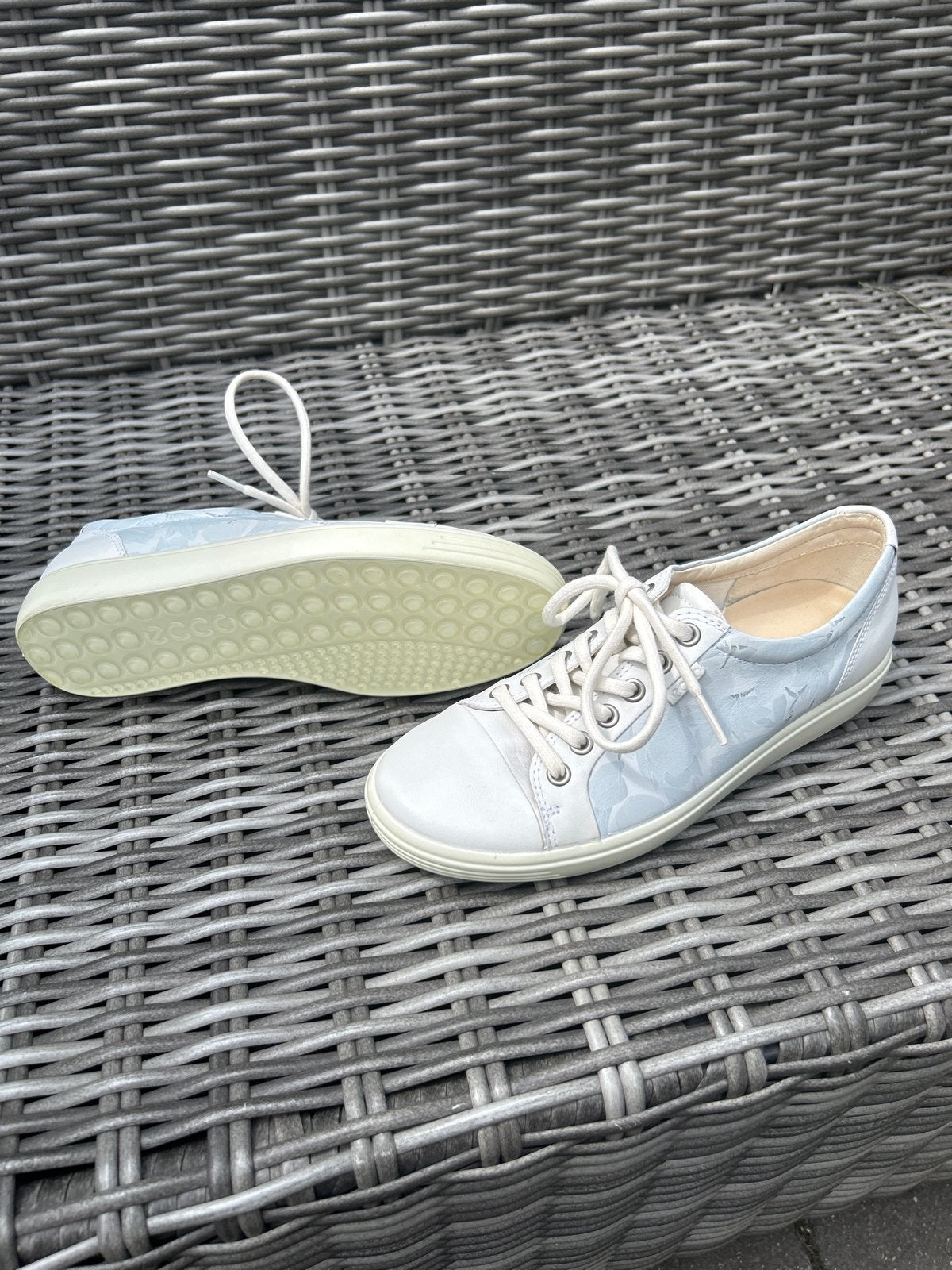 ECCO sneakers lichtblauw/wit, maat 38, Kleding | Dames, Schoenen, Nieuw, Sneakers of Gympen, Blauw, Ophalen