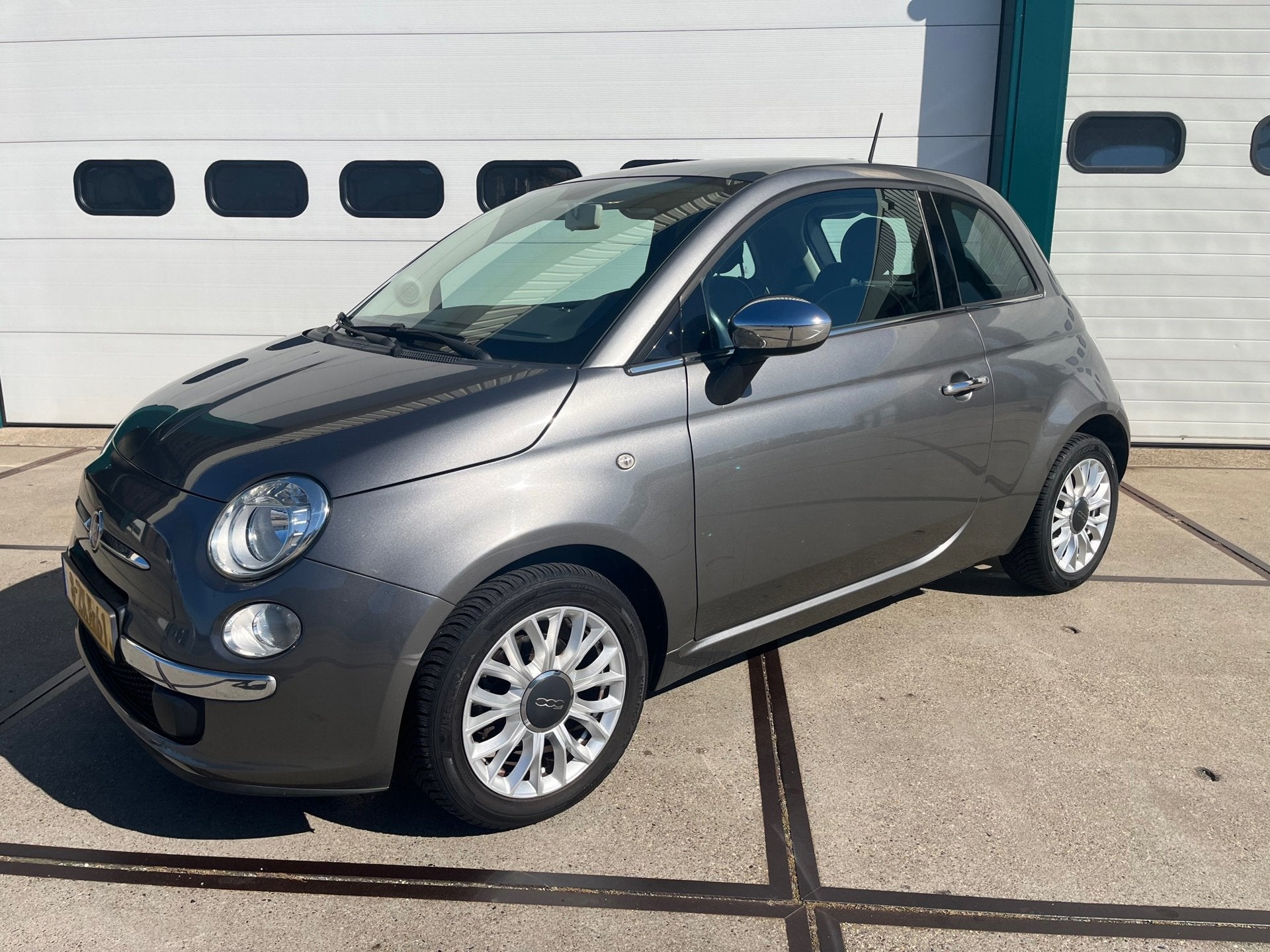 Fiat 500 0.9 TwinAir Turbo Lounge 129DKM, Auto's, Voorwielaandrijving, Dealer onderhouden, Gebruikt, 905 kg