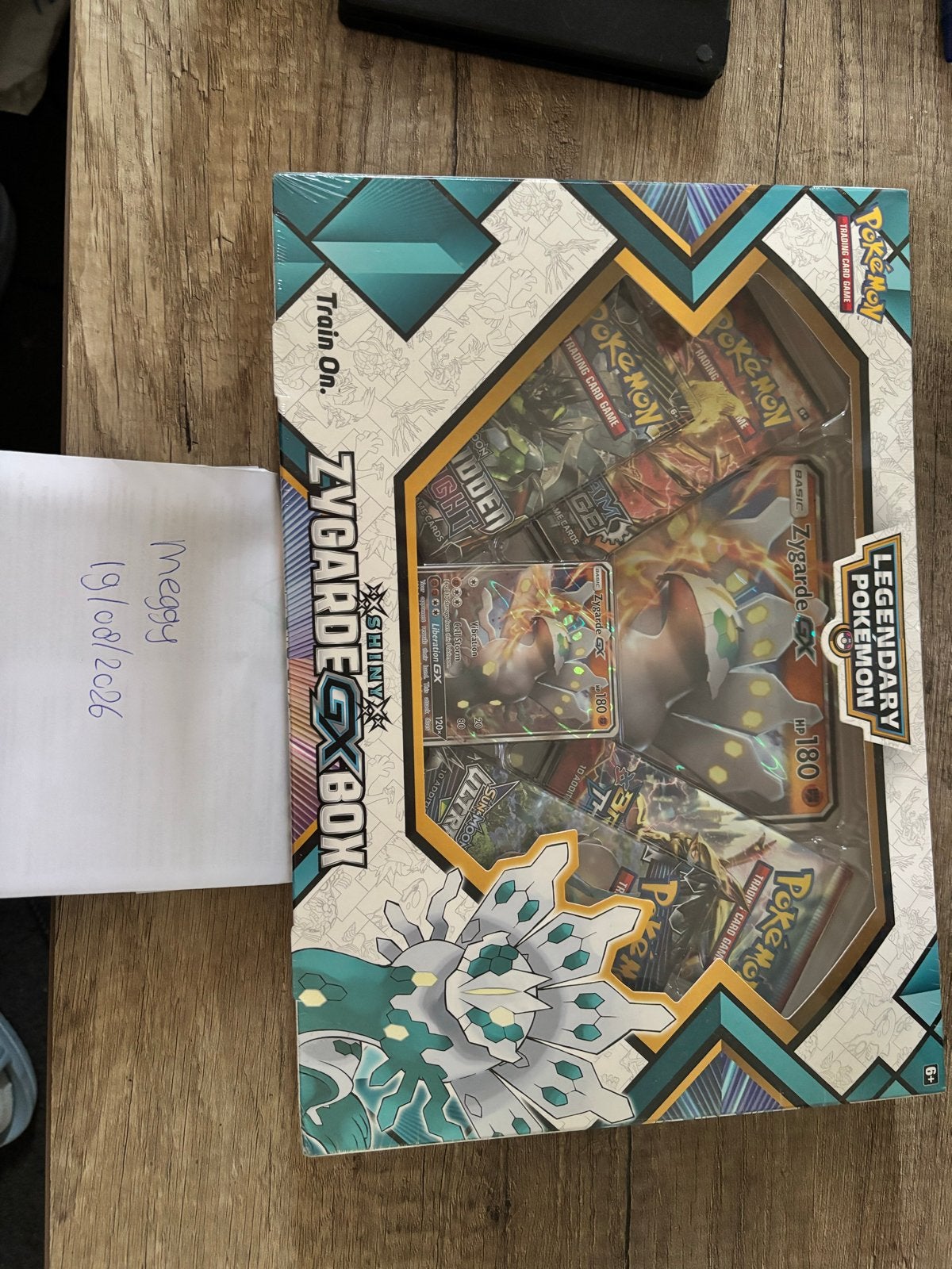 Pokémon TCG: Shiny Zygarde-GX Box - Nieuw in verpakking, Ophalen of Verzenden, Nieuw, Overige typen