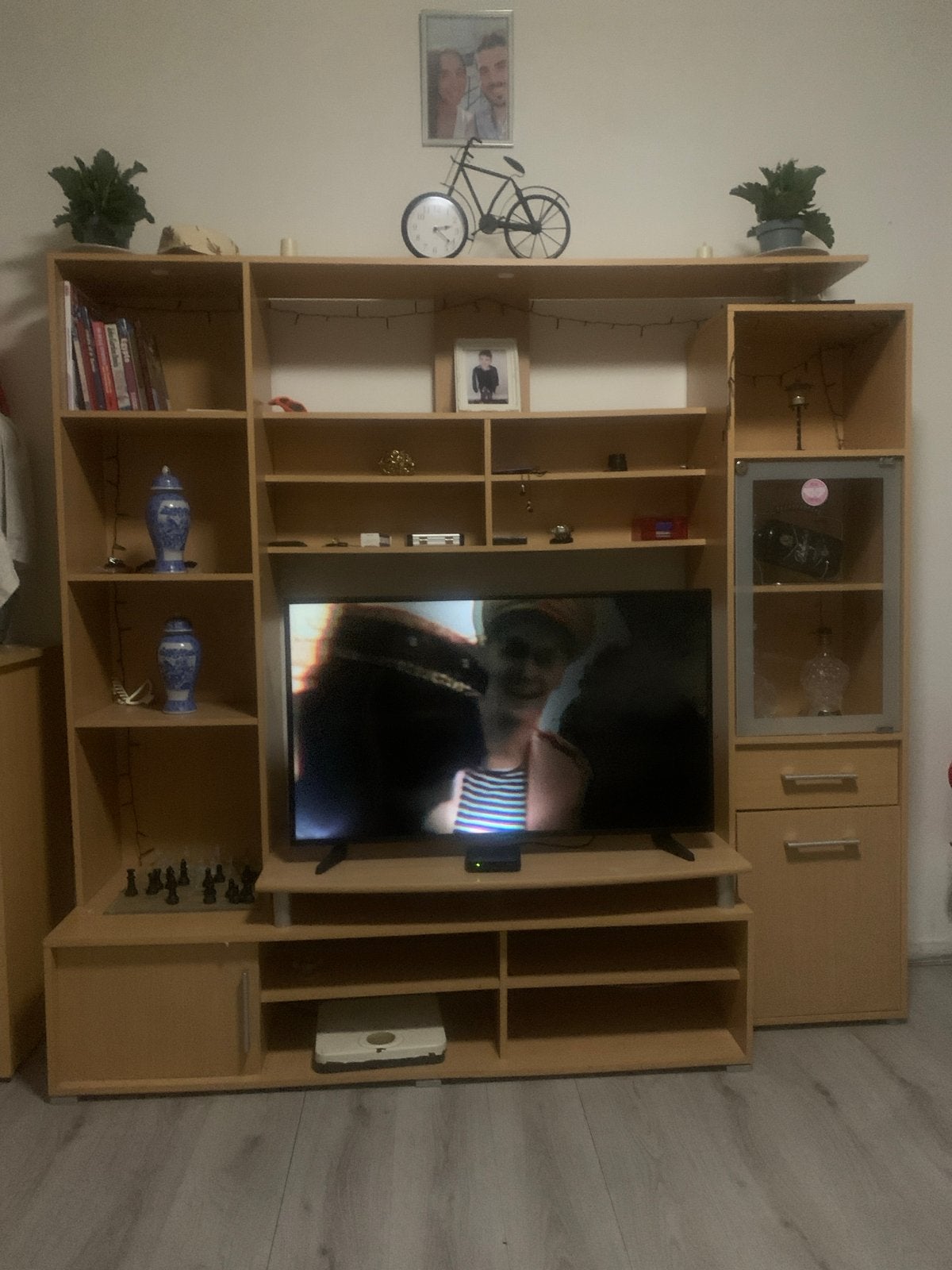 Complete TV-meubelwand met opbergruimte, Ophalen, Gebruikt, 200 cm of meer, 150 tot 200 cm