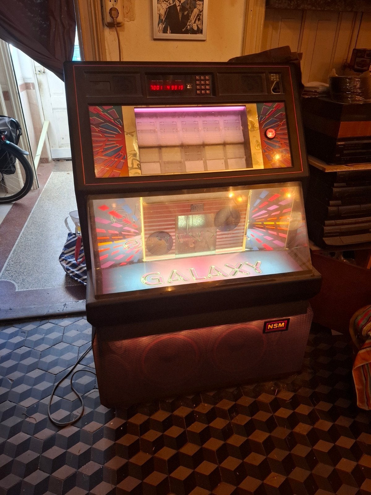 Prachtige NSM Galaxy 100 CD Jukebox – 100% Werkend!, Ophalen, Gebruikt, 1970 tot heden, Overige merken
