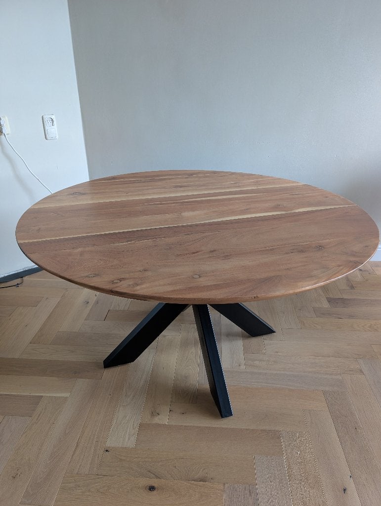 Round acacia table with metal base, Ophalen, Rond, Zo goed als nieuw, Metaal