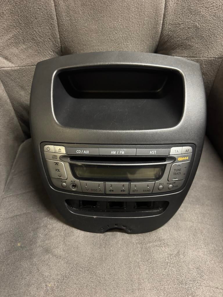 Originele Toyota Aygo radio/cd/aux speler, Ophalen of Verzenden, Gebruikt