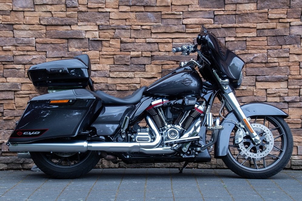 Harley-Davidson FLHXSE Street Glide CVO 117 (bj 2020), Motoren, Motoren | Harley-Davidson, Info@harley-davidson.com, Bedrijf, 1917 cc