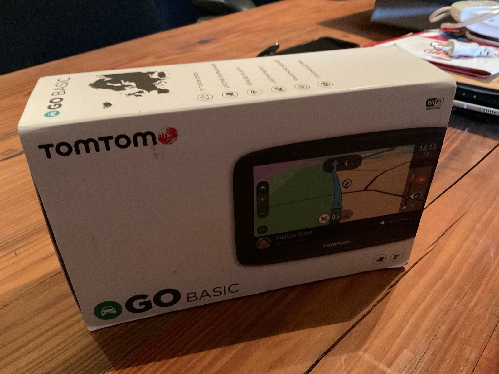 TomTom GO Basic Navigatiesysteem - Zo goed als nieuw, Auto diversen, Ophalen of Verzenden, Zo goed als nieuw