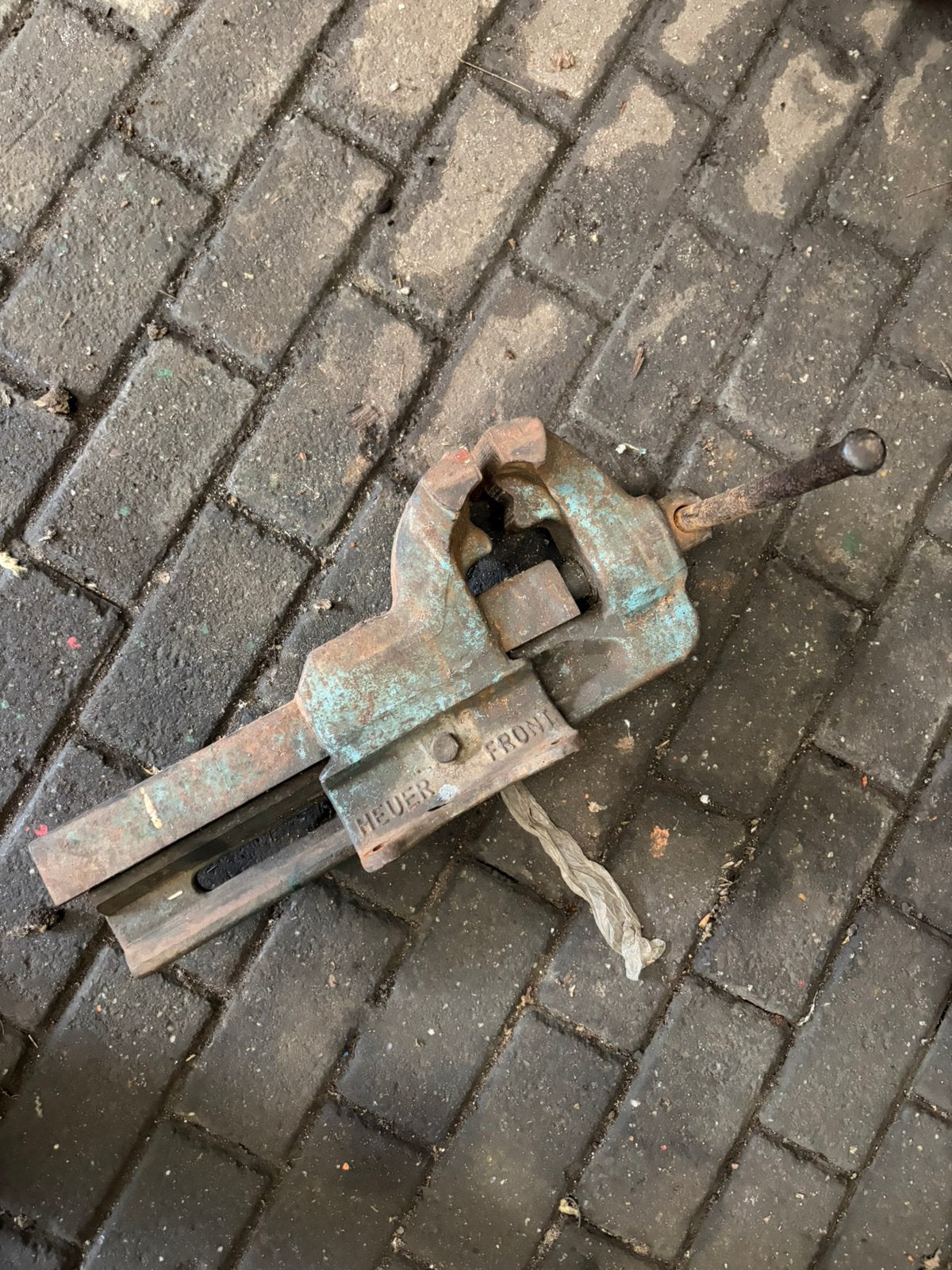 Bankschroef heuer front, Ophalen, Gebruikt, Minder dan 70 cm, Bankschroef